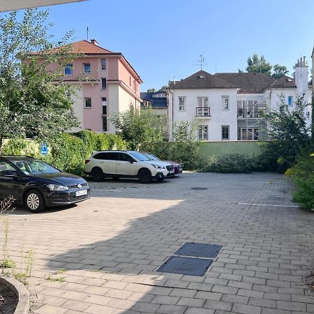 City Center Apartment With Nice Balcony Zilina Exterior photo